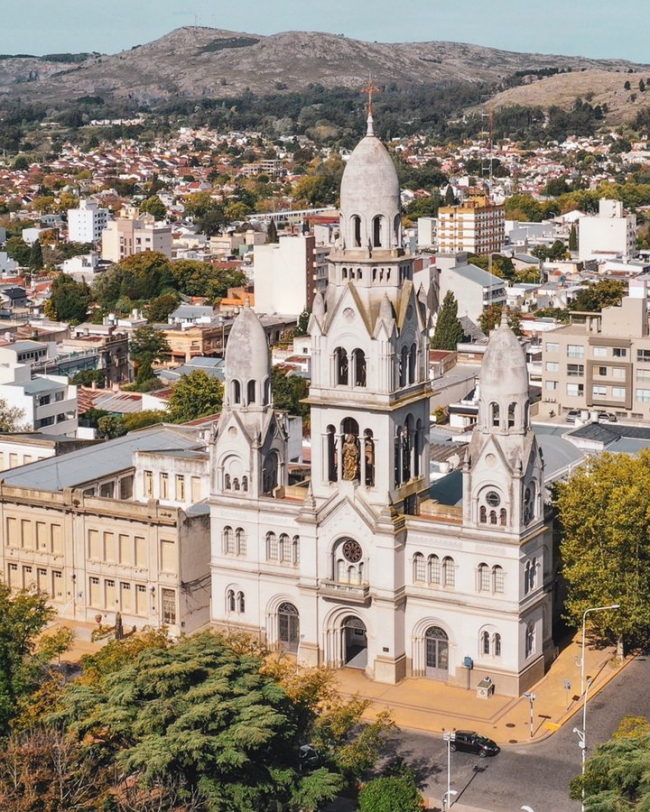 TANDIL